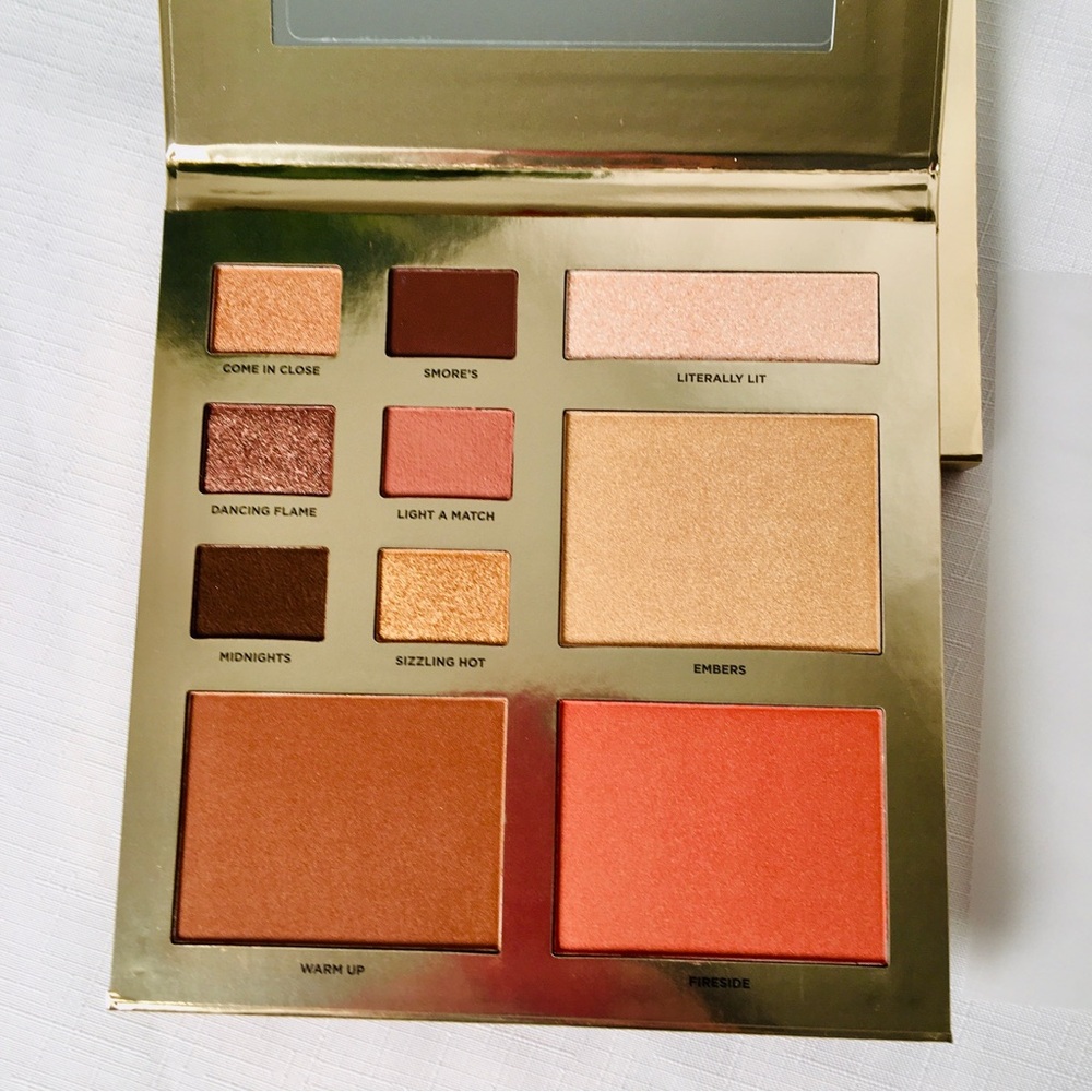 Iconic London Heat of the Moment Makeup Palette